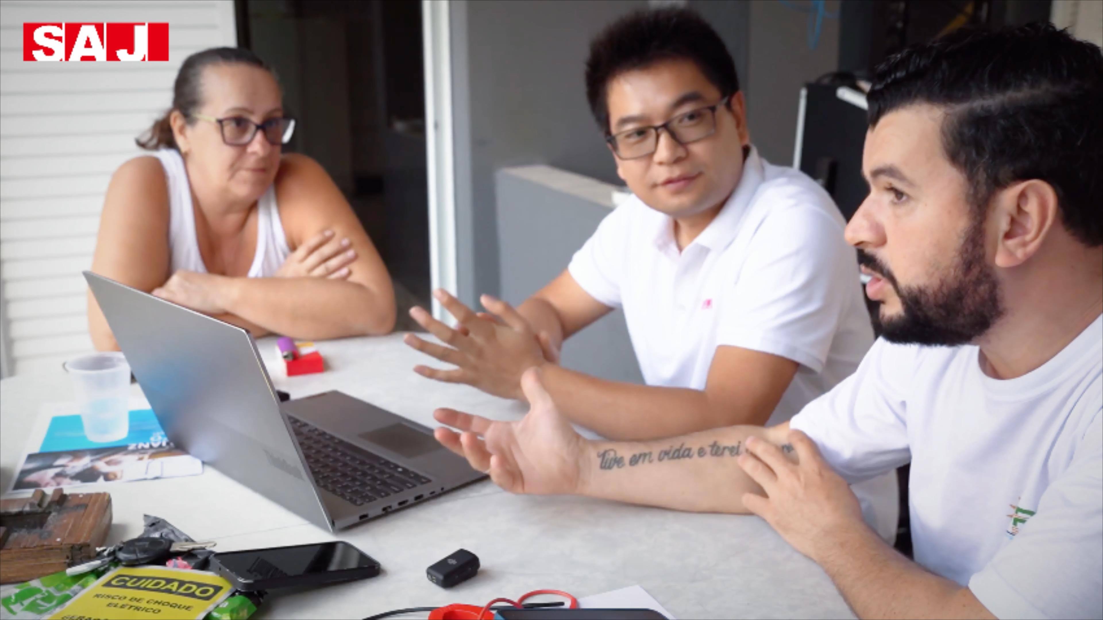 SAJ Microinverter M2 vă alimentează casa cu strălucire!